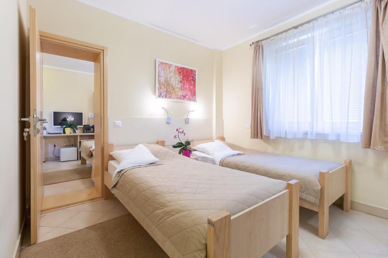 Wing Club Hotel Jagodina Zewnętrze zdjęcie